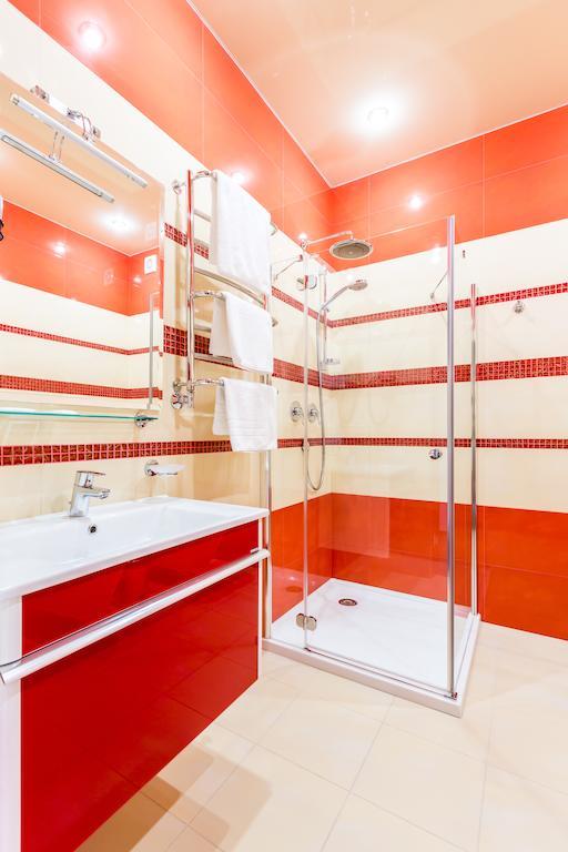 Hotel Premier Kamianske Habitación foto